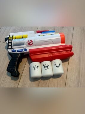 Ghostbusters: Afterlife Mini-Puft Marshmallow Popper Blaster Toy Gun